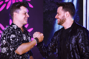 João Neto e Frederico recebem amigos famosos para gravação de DVD.